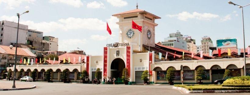 Marché Ben Thanh à Saigon, un premier choix dans le voyage pas cher au Vietnam
