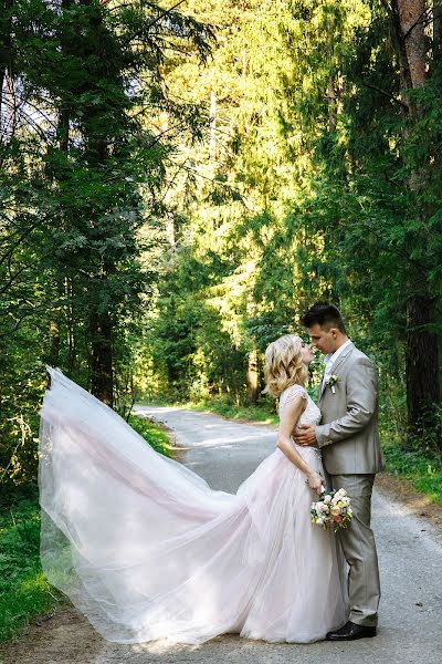 Fotógrafo de casamento Anna Berezina (annberezina). Foto de 31 de agosto 2018