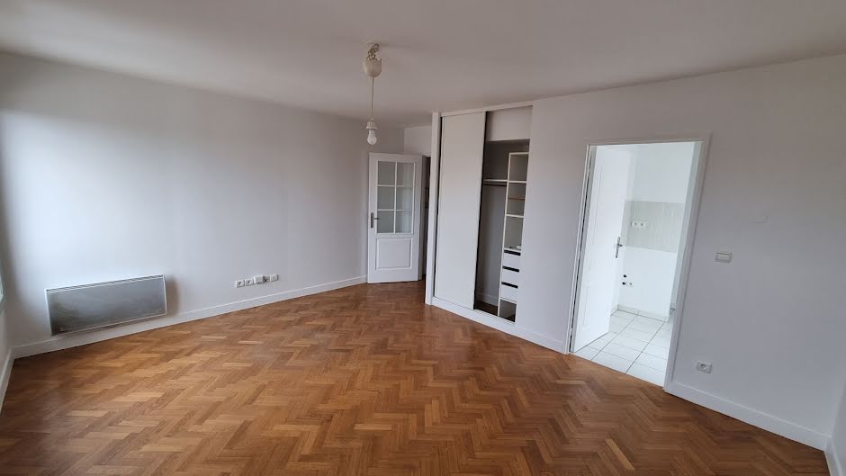 Vente appartement 1 pièce 33.1 m² à Clamart (92140), 240 000 €