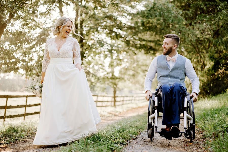 Fotógrafo de casamento Vlaďka Höllova (vladkahollova). Foto de 8 de outubro 2019