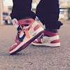 コレは間違いない‥
OFF-WHITE × NIKE THE 10
AIR JORDAN 1 RETRO HIGH CHICAGO
(AA3834-101)