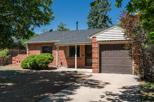Prestige property for sale in Denver (United States) - Brick house, garage, tree garden