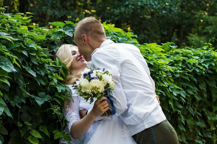 Wedding photographer Yuliya Yanovich (zhak). Photo of 4 January 2019