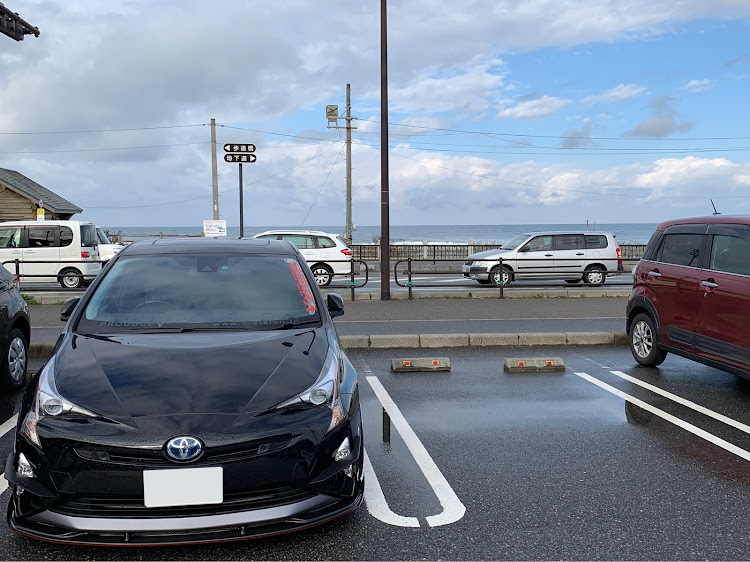 プリウスのかず〖GJ-R〗さんが投稿したカスタム事例の投稿画像3枚目