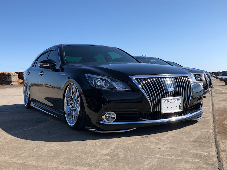 クラウンマジェスタの21マジェスタ・40LS後期・10GS・レクサス・VIPセダンMTに関するカスタム事例の投稿画像7枚目