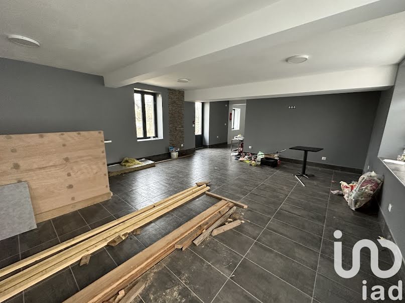 Vente maison 2 pièces 115 m² à Diou (03290), 100 000 €