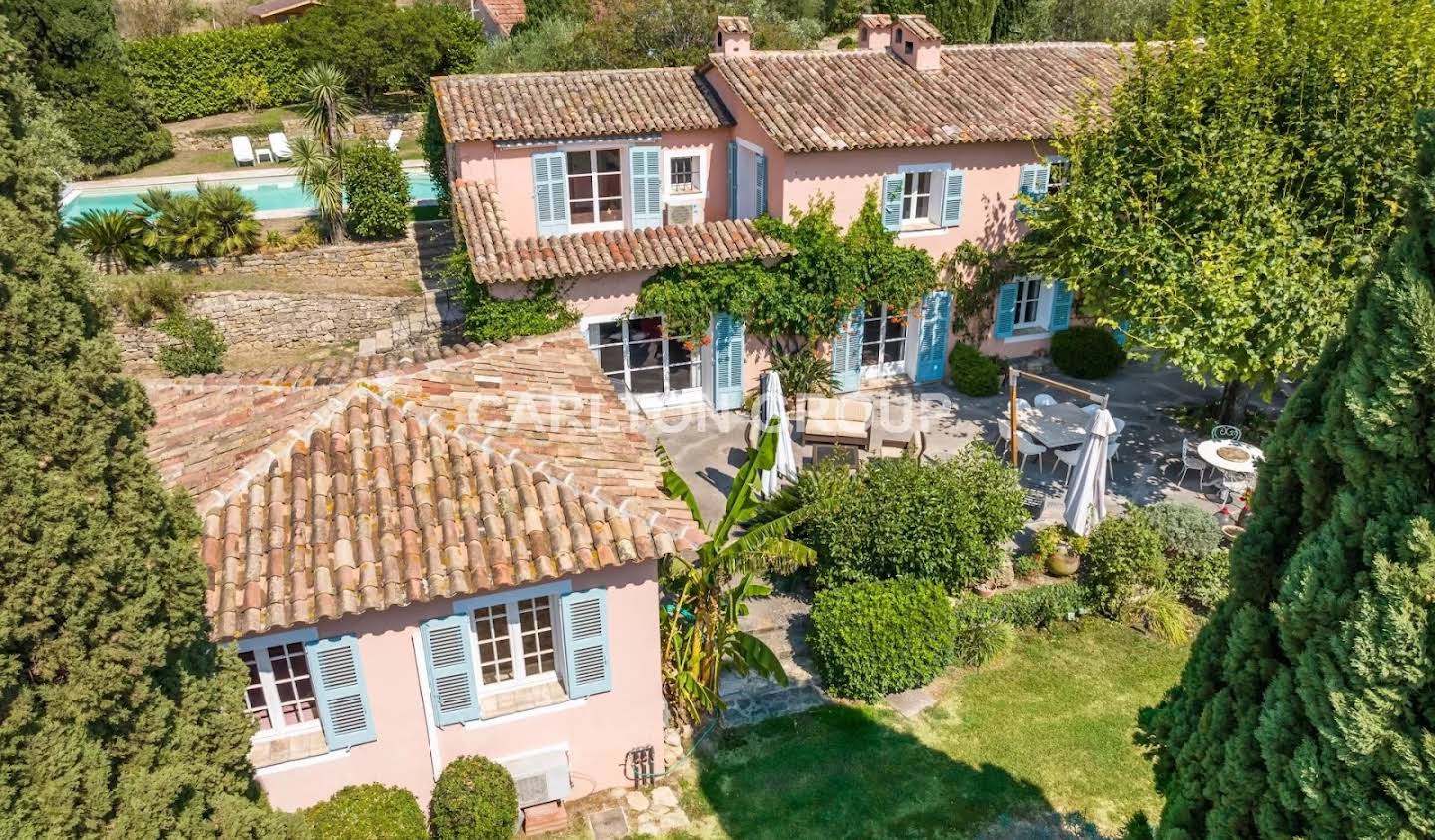 House with pool Grasse