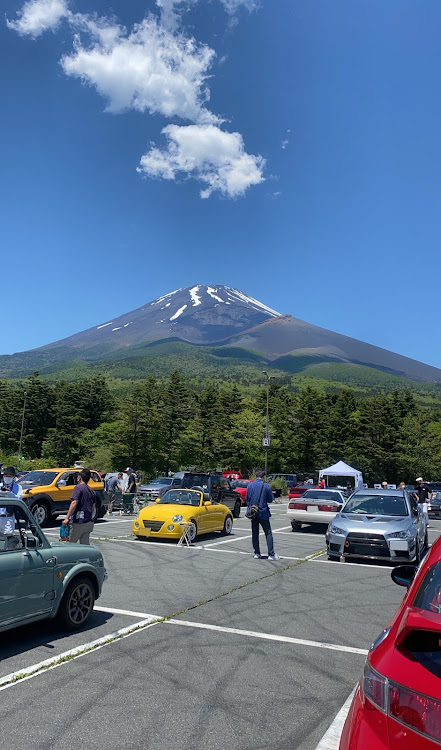 ニュービートルのネオクラオーナーズミーティング・カーチューンスタッフの皆様準備ありがとうございます・５月２９日に関するカスタム事例の投稿画像12枚目