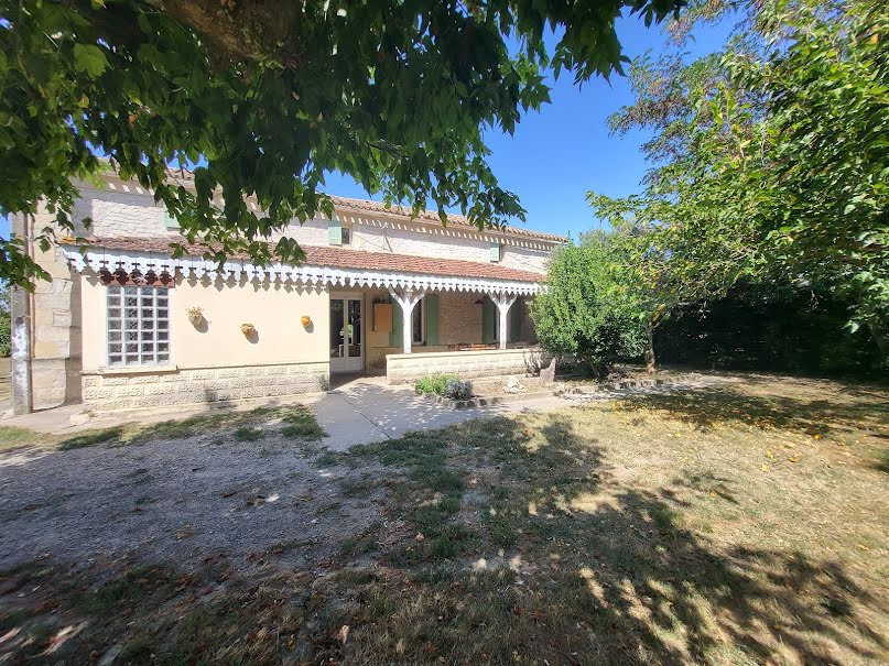 Vente maison 8 pièces 289 m² à Montignac-de-Lauzun (47800), 392 200 €