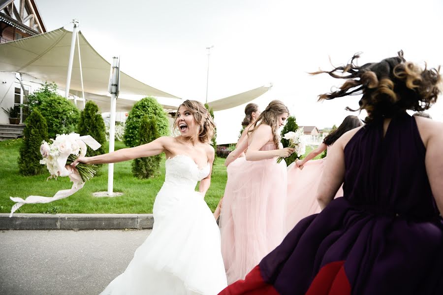 Fotografo di matrimoni Artur Pogosyan (pogart). Foto del 23 maggio 2016