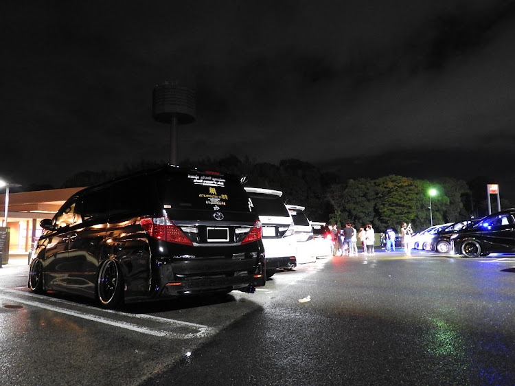 アルファードのSRT.GKRＮさんが投稿したカスタム事例の投稿画像1枚目