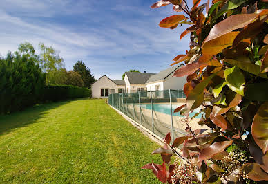 Maison avec piscine et terrasse 7