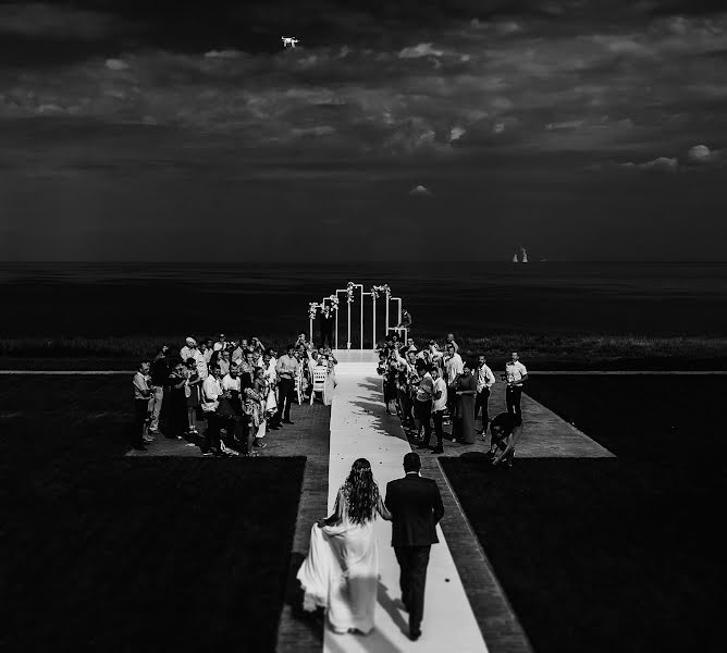 Wedding photographer Denis Ivanov (weddden). Photo of 20 August 2020