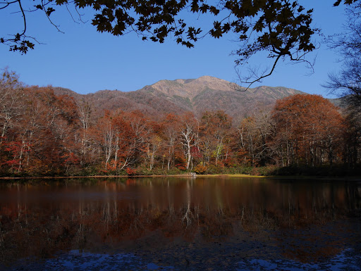 刈込池から三ノ峰