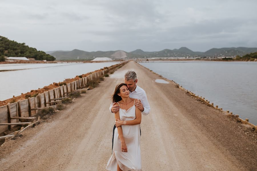 Huwelijksfotograaf Miguel Cuesta (studiofused). Foto van 22 september 2021