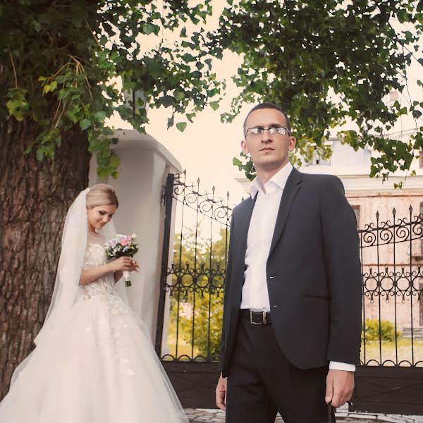 Wedding photographer Dmitriy Pyzhov (roadmen). Photo of 26 December 2014