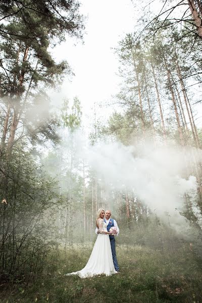 Fotógrafo de casamento Viktoriya Troickaya (troickaya). Foto de 8 de dezembro 2019