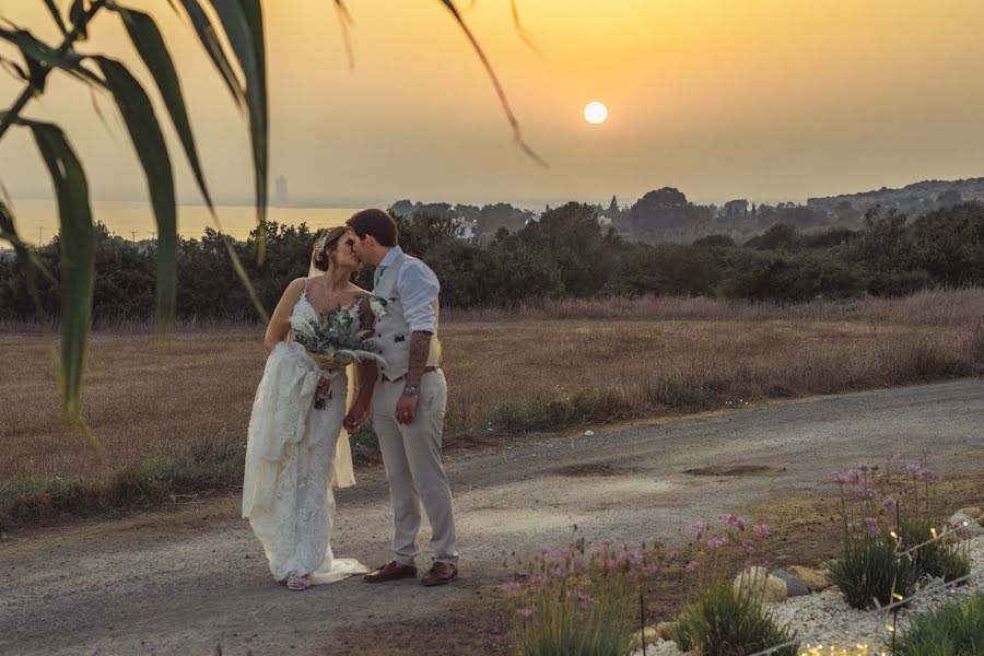 Fotógrafo de casamento Krisztina Biro (krisztinabiro). Foto de 8 de novembro 2022