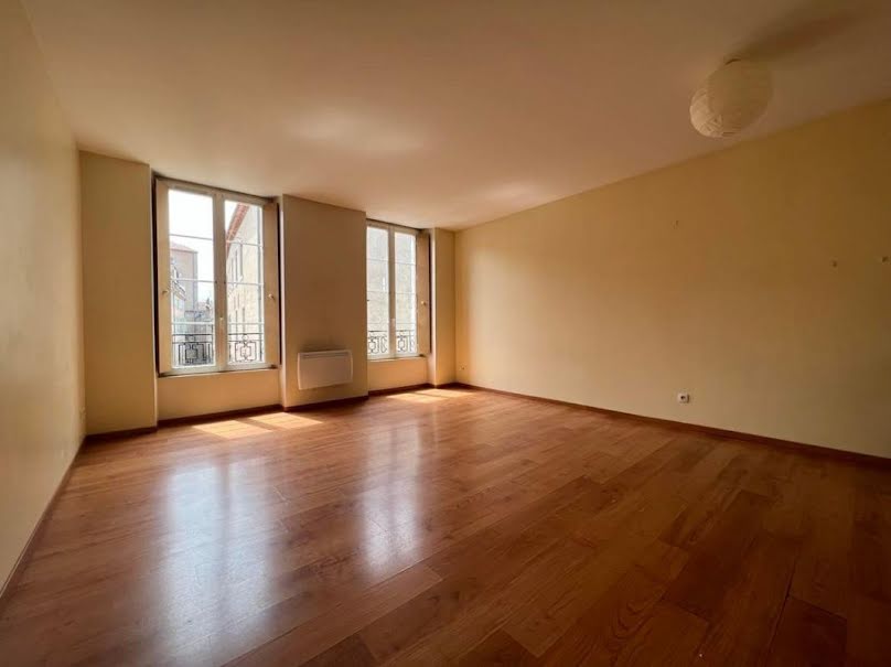 Location  appartement 2 pièces 48 m² à Castres (81100), 448 €