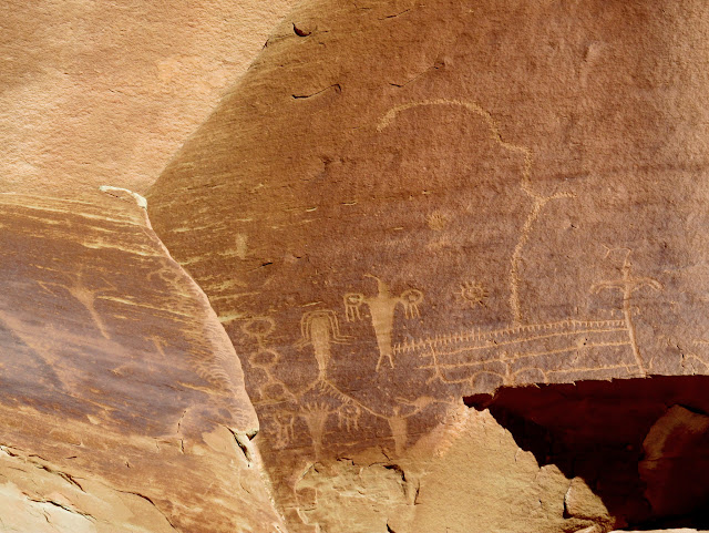 Interesting Fremont petroglyphs