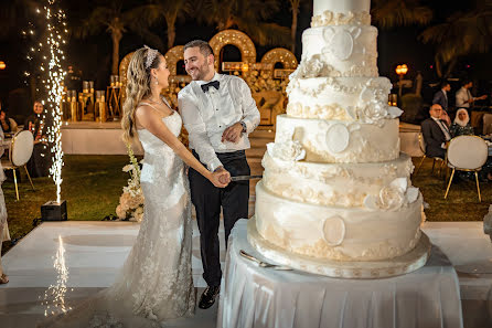 Fotógrafo de casamento Hamzeh Abulragheb (hamzeh). Foto de 24 de abril