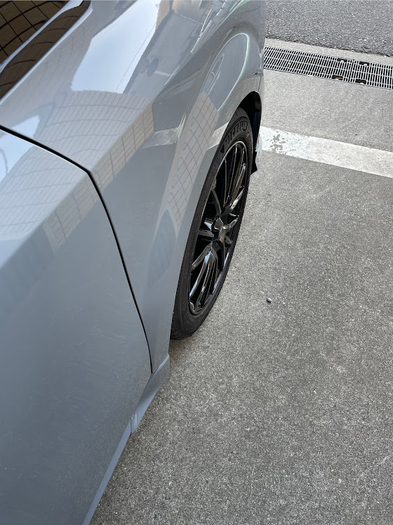 ノート オーラのノートオーラ・オーラ・ワイトレ15mm・e-POWER・愛車の横顔に関するカスタム事例の投稿画像4枚目