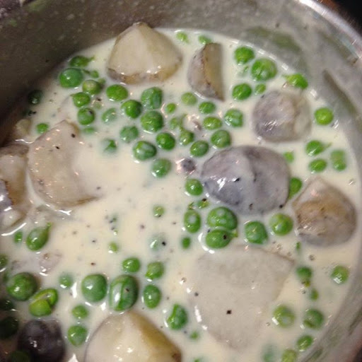 From Instagram: Grandma Sadies Green Peas, New Potatoes in Cream Sauce https://instagram.com/p/6LzF2hF2Gp/