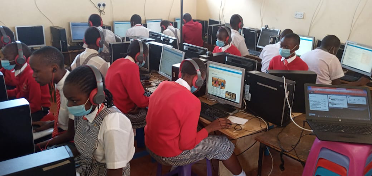 Kisumu Elite Academy class 8 learners using the Opiq learning platform during the launch by the President of Estonia Kersti Kaljulaid