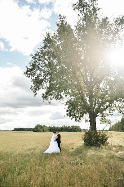 Hääkuvaaja Yuliya Zhdanova (jukojuly). Kuva otettu 10. lokakuuta 2018