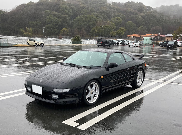 MR2のずぶ濡れの愛車・あなたの推し撥水コートは？・過去画像から・KeePerコーティングに関するカスタム事例の投稿画像3枚目