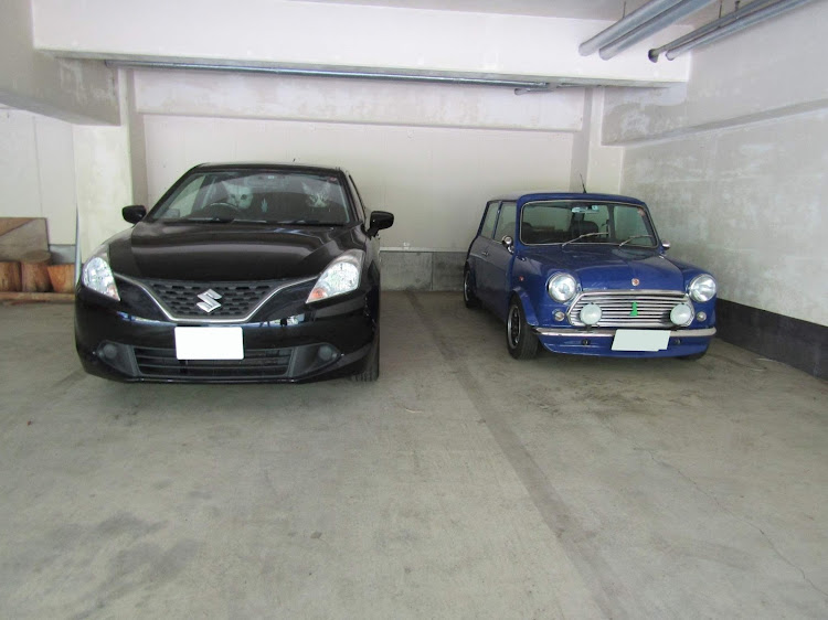 バレーノのバレーノ・運転手・ミニクーパーに関するカスタム事例の投稿画像1枚目