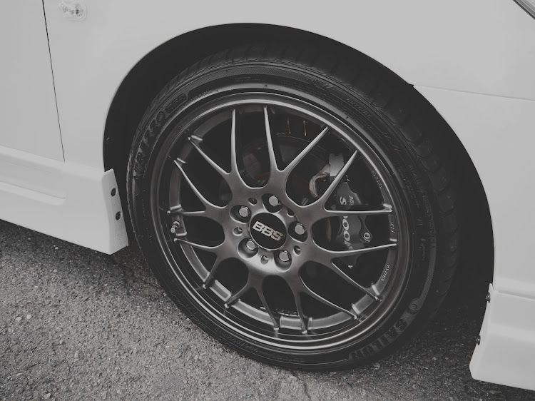 ティーダのWeds NEXTA? wheel・今年1年ありがとうございました・BBSに関するカスタム事例の投稿画像3枚目