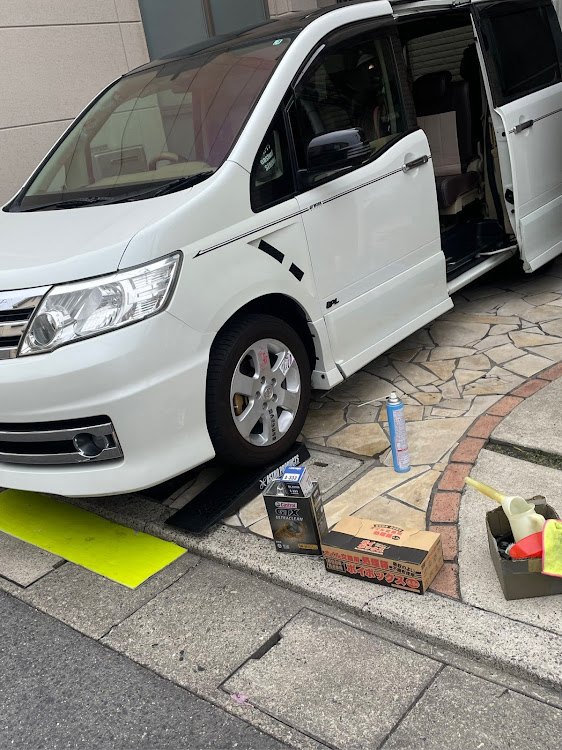 セレナのクロちゃん、ショウさんいつもありがとうございます😭・C.S.BASE CUSTOMSに関するカスタム事例の投稿画像3枚目