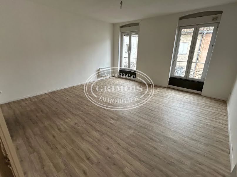 Location  appartement 2 pièces 79.88 m² à Lézignan-Corbières (11200), 510 €