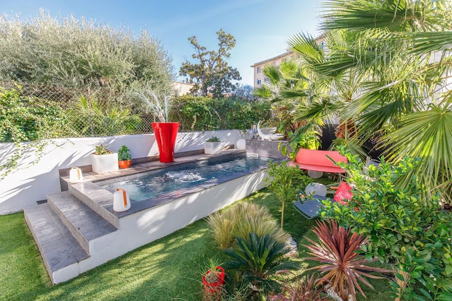 Vente villa 5 pièces 170 m² à Cannes (06400), 2 490 000 €