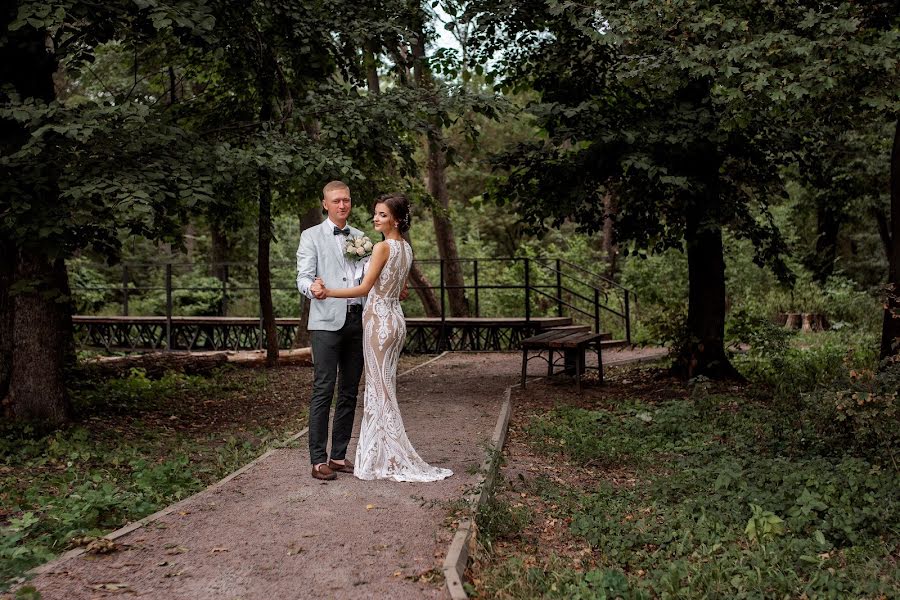 Fotógrafo de casamento Alena Kartashova (moskow333). Foto de 21 de setembro 2018