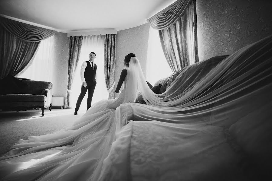 Fotografo di matrimoni Maksym Andriashyn (andryashin). Foto del 20 febbraio 2018