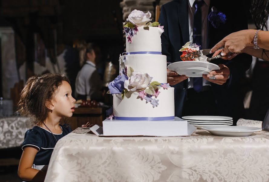 Fotografo di matrimoni Irina Ponomarenko (ponomart). Foto del 29 ottobre 2018