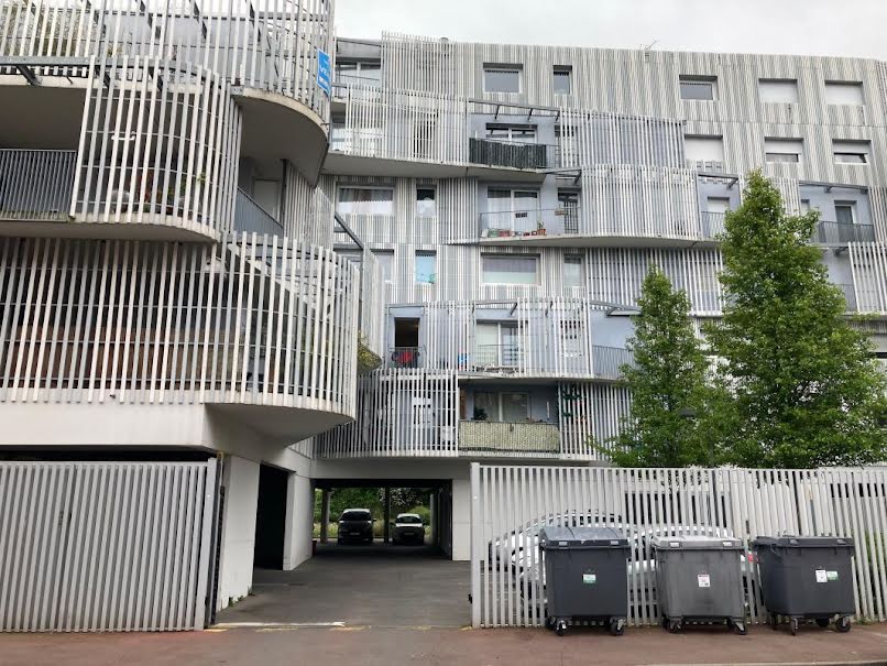 Vente parking   à Lille (59000), 18 750 €