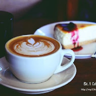 St.1 Cafe／Work Room。工業風設計咖啡店