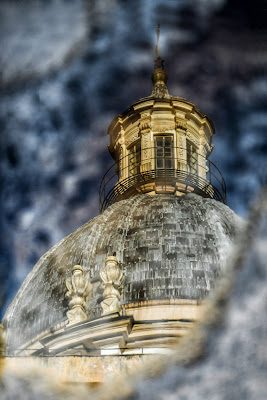 LA CUPOLA NELLA FONTANA  di Zino