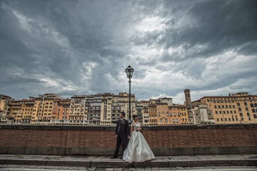 Fotografo di matrimoni Edoardo Agresti (agresti). Foto del 5 marzo 2019