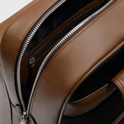 Title 8, Mens Backpack Travel Commuter Spacious and Dur...