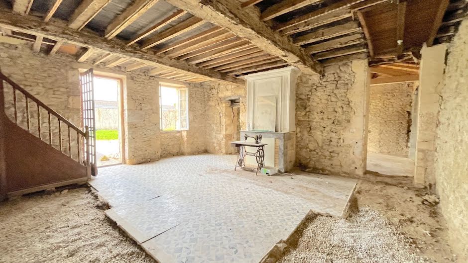 Vente maison 6 pièces 352.48 m² à Blaye (33390), 276 000 €