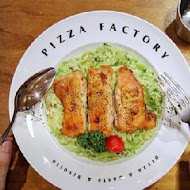 Pizza Factory 披薩工廠(公益店)