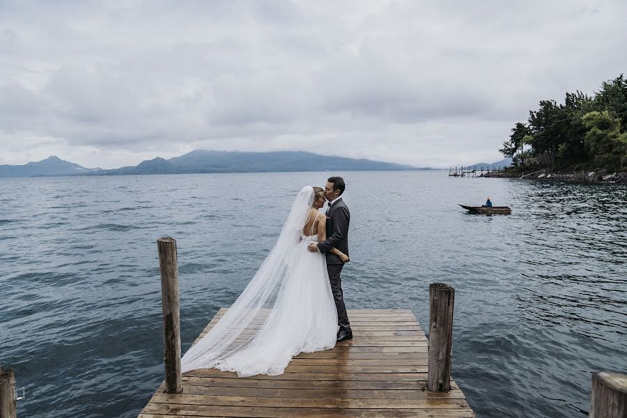 Fotografo di matrimoni Eva Zelenková (evazelenkova). Foto del 18 gennaio 2021