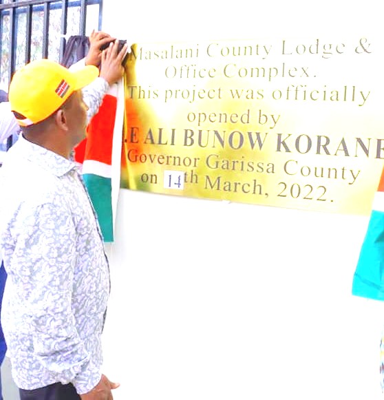 Garissa Governor Ali Korane opening the Masalani state lodge on Monday, March 14.