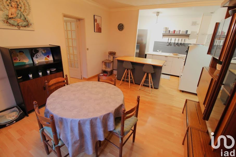 Vente appartement 3 pièces 62 m² à Villeneuve-le-Roi (94290), 185 000 €