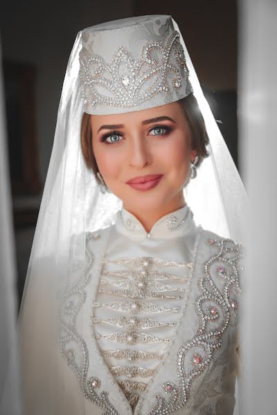 Wedding photographer Georgiy Takhokhov (taxox). Photo of 15 January 2019