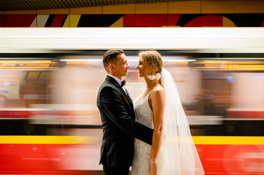 Photographe de mariage Kuba Kaczorowski (kubakaczorowski). Photo du 28 octobre 2021